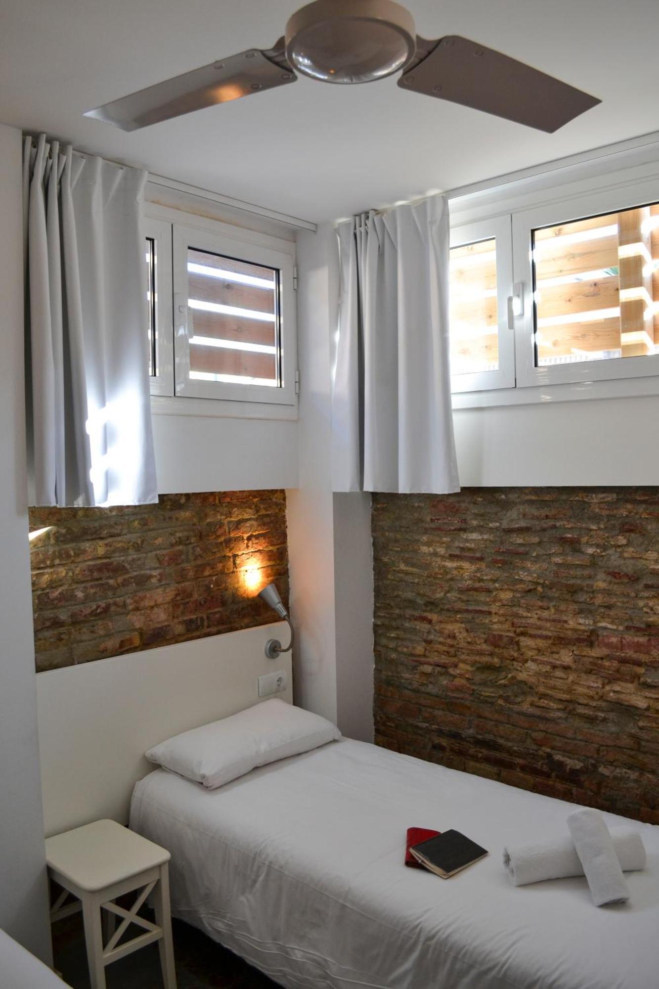 แฮปปี พีเพิล พลาซา เอสปานา อพาร์ตเมนท์ Apartment บาร์เซโลนา ภายนอก รูปภาพ
